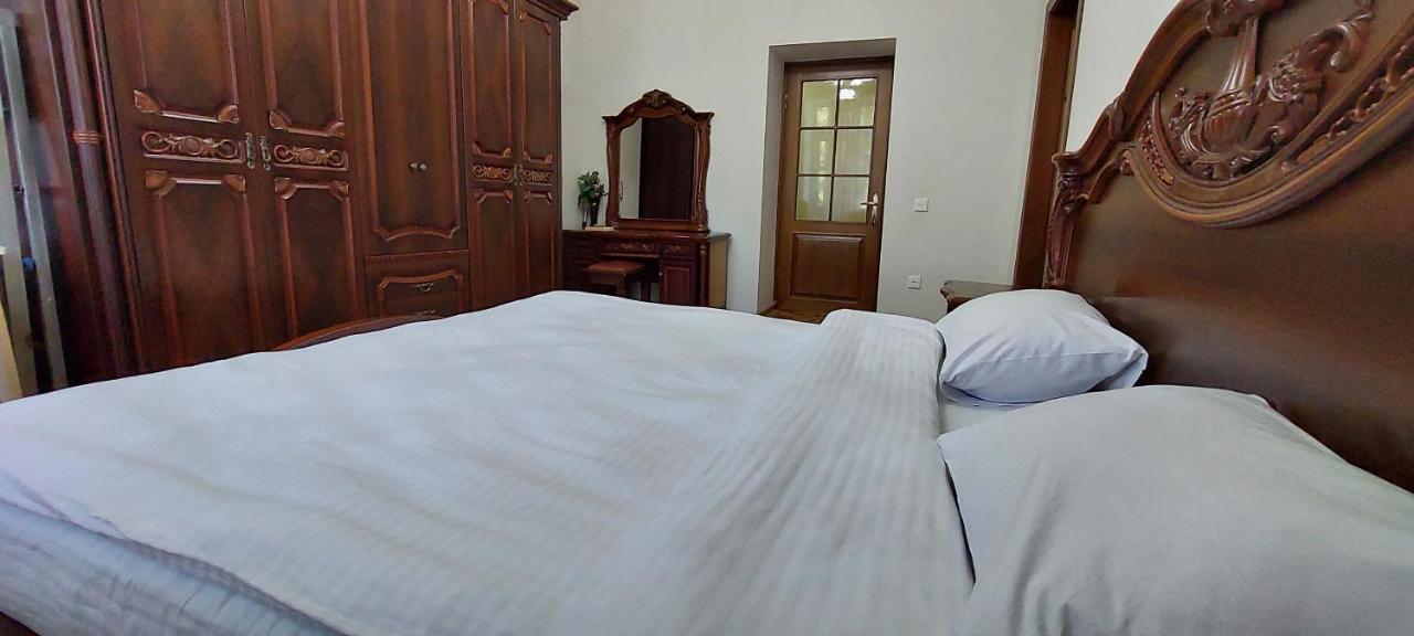 Azneft Royal Suite Apartment Sea View Baku Exterior foto