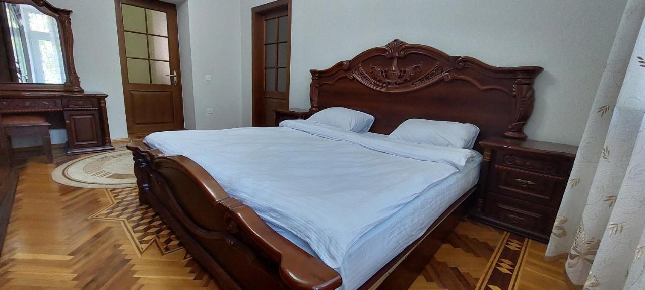 Azneft Royal Suite Apartment Sea View Baku Exterior foto