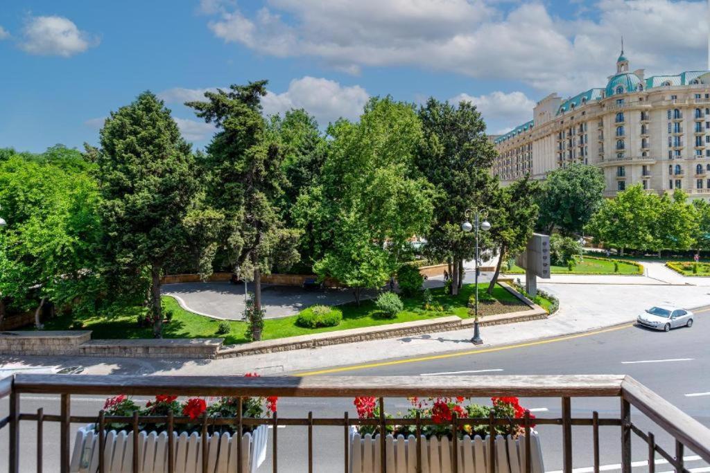 Azneft Royal Suite Apartment Sea View Baku Exterior foto